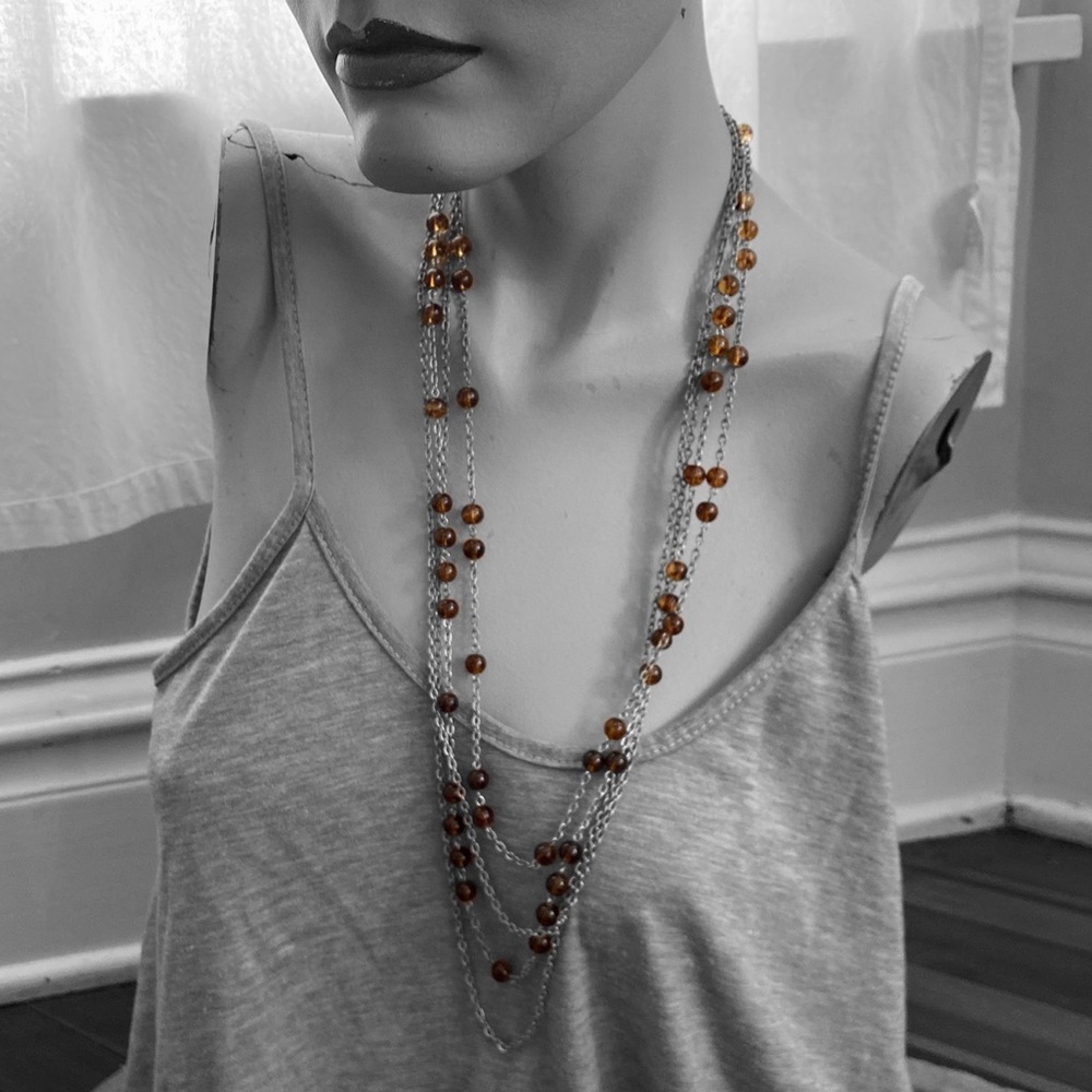 Long silver and brown necklace 🖤